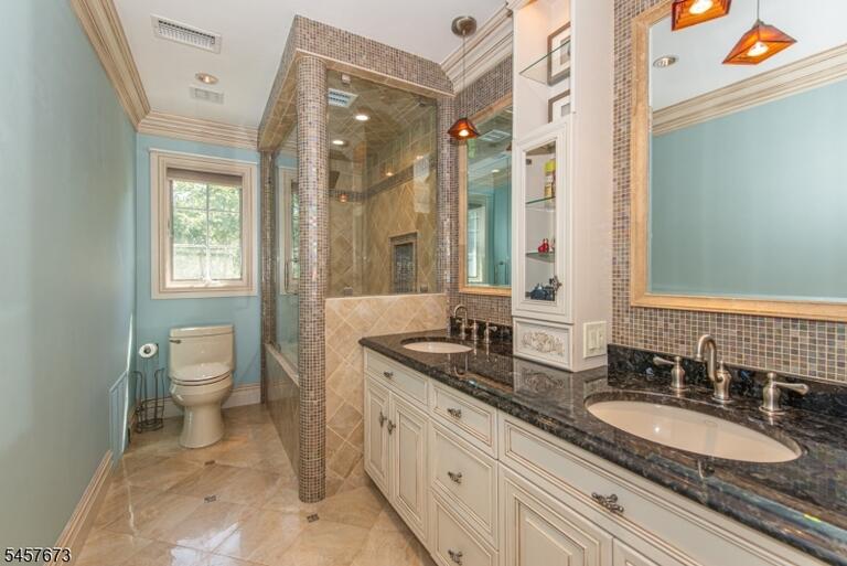 Property listing MLS 4050039 photo 25