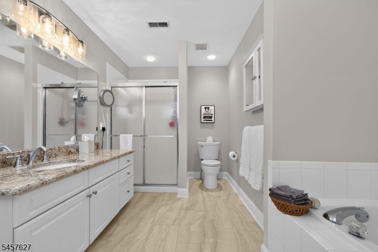 Property listing MLS 4050042 photo 16