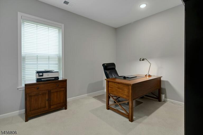 Property listing MLS 4050045 photo 22