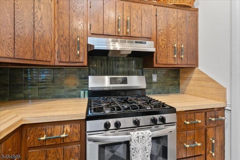 Property listing MLS 4050068 photo 19