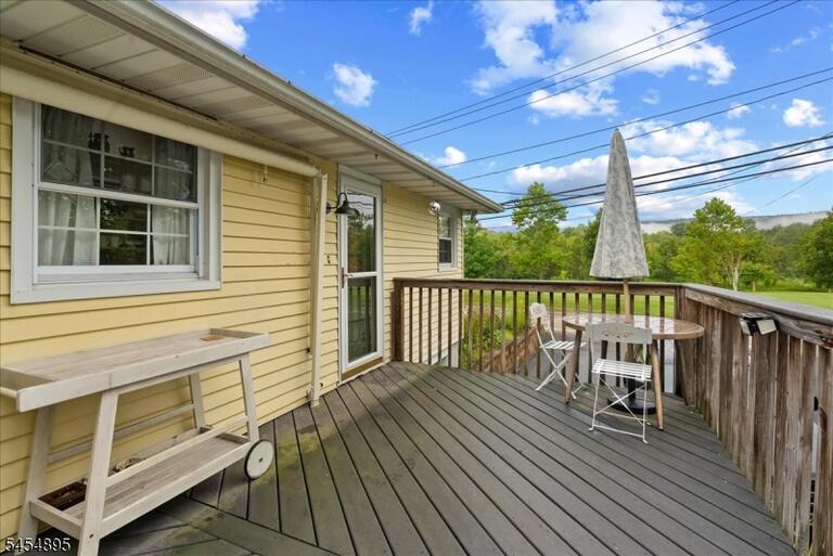 Property listing MLS 4050068 photo 34