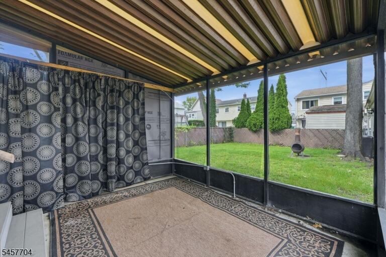 Property listing MLS 4050072 photo 18