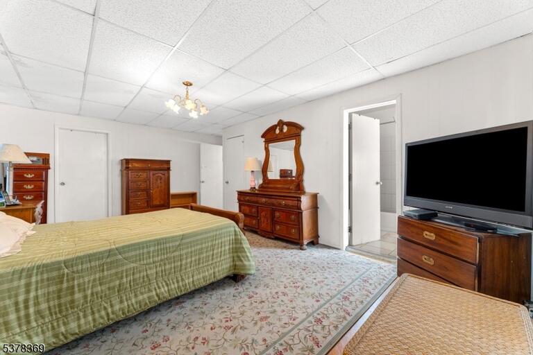 Property listing MLS 4050075 photo 22