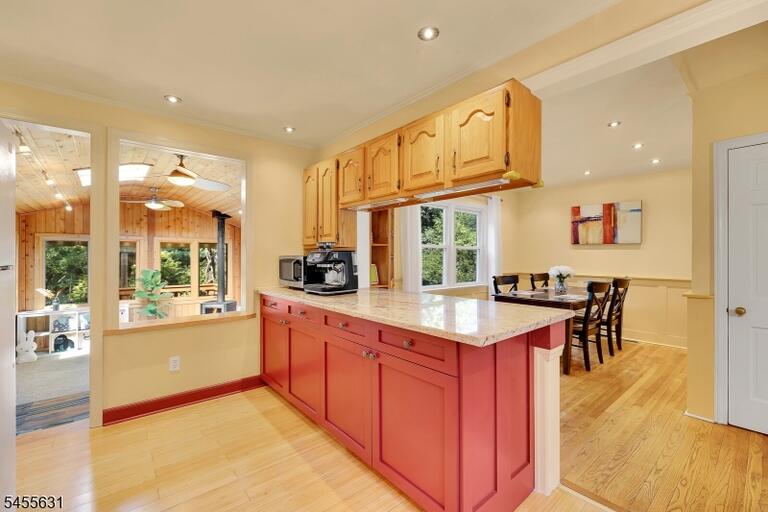 Property listing MLS 4050080 photo 14