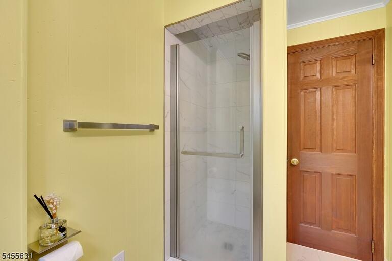 Property listing MLS 4050080 photo 22