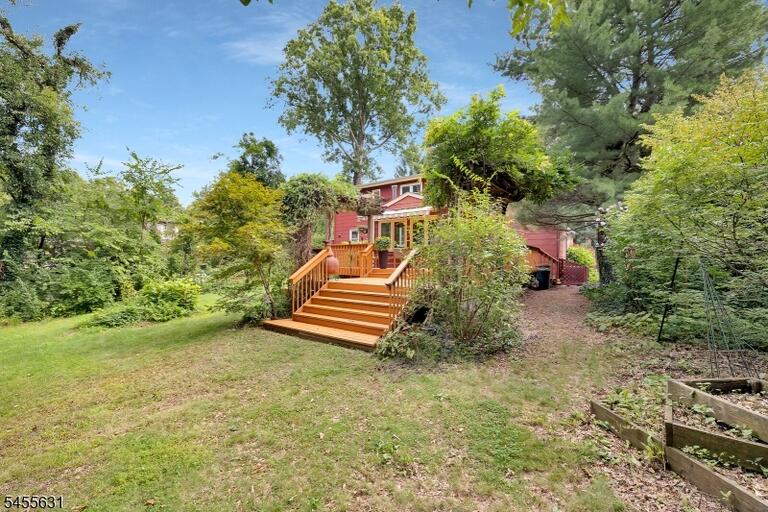 Property listing MLS 4050080 photo 30