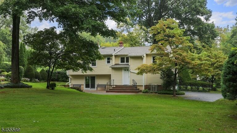 Property listing MLS 4050087 photo 30