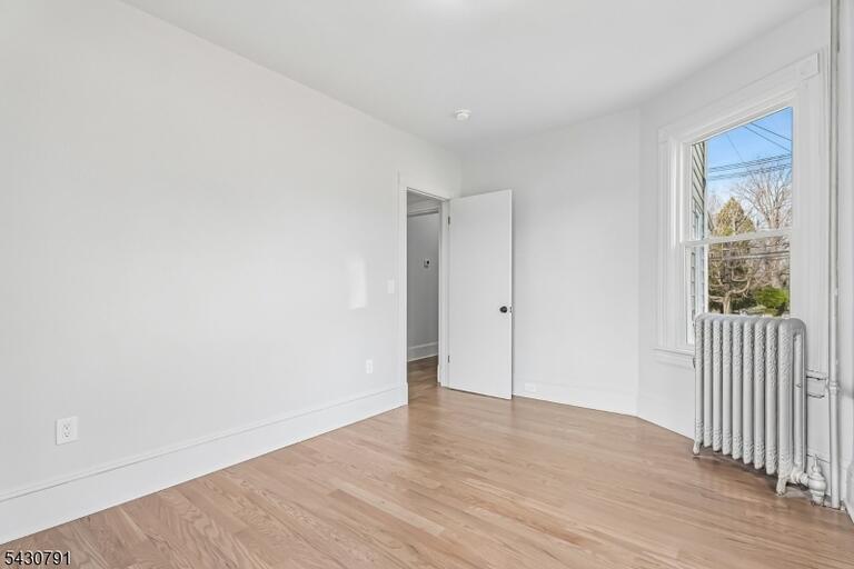 Property listing MLS 4050092 photo 16