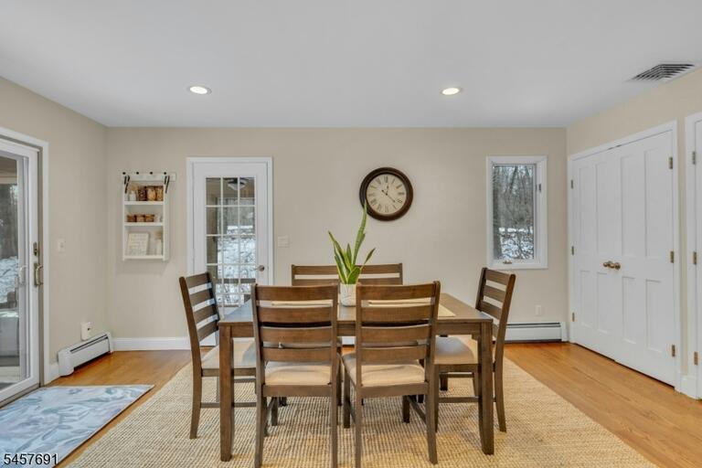 Property listing MLS 4050097 photo 12