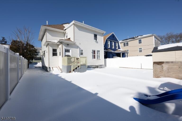 Property listing MLS 4050106 photo 4