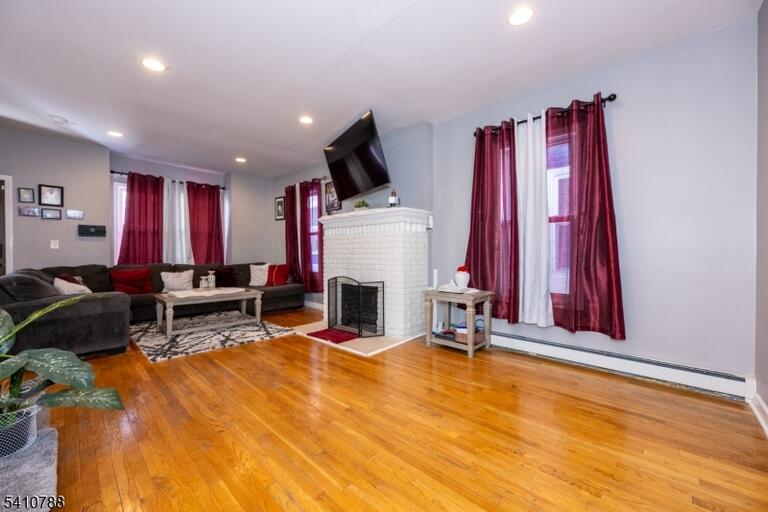 Property listing MLS 4050106 photo 7