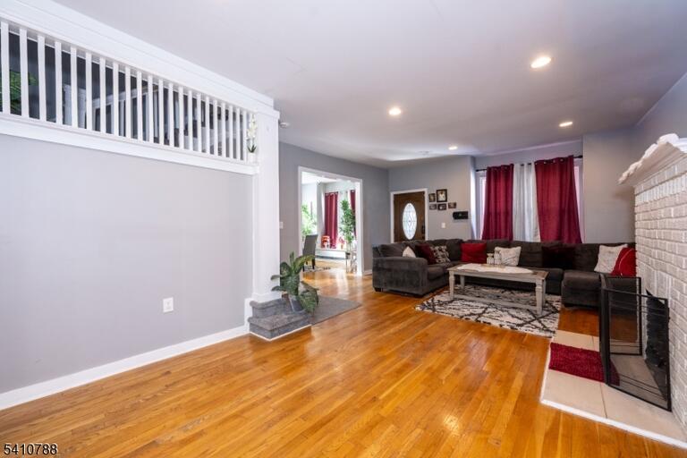 Property listing MLS 4050106 photo 8