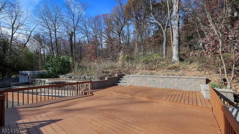 Property listing MLS 4050109 photo 37