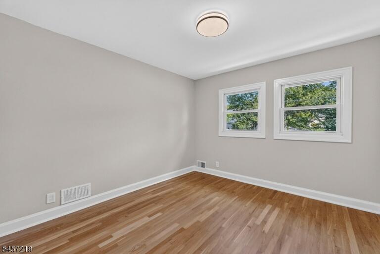 Property listing MLS 4050116 photo 36