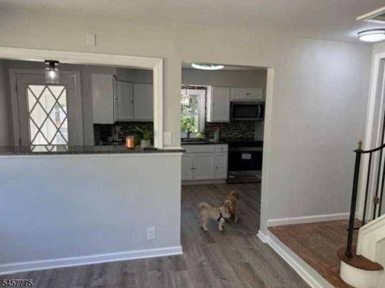 Property listing MLS 4050118 photo 2