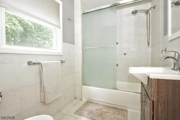 Property listing MLS 4050119 photo 15