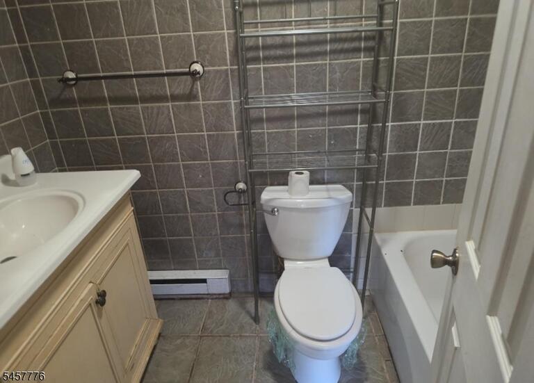 Property listing MLS 4050123 photo 12