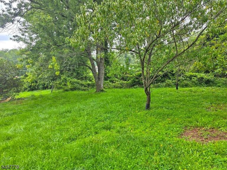 Property listing MLS 4050123 photo 16