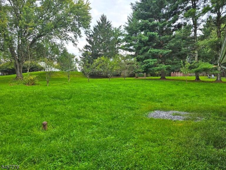 Property listing MLS 4050123 photo 19