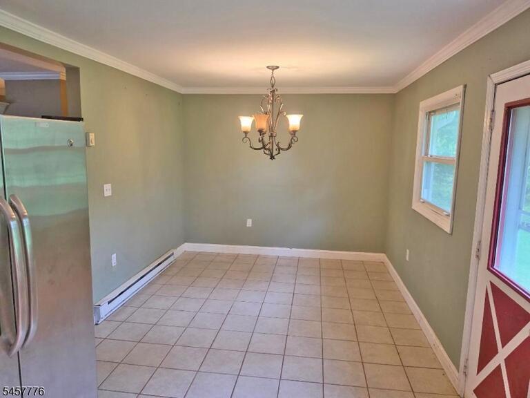 Property listing MLS 4050123 photo 3