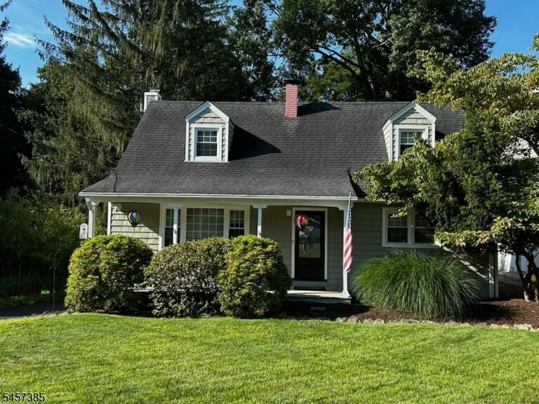 Property listing MLS 4050125 photo 1