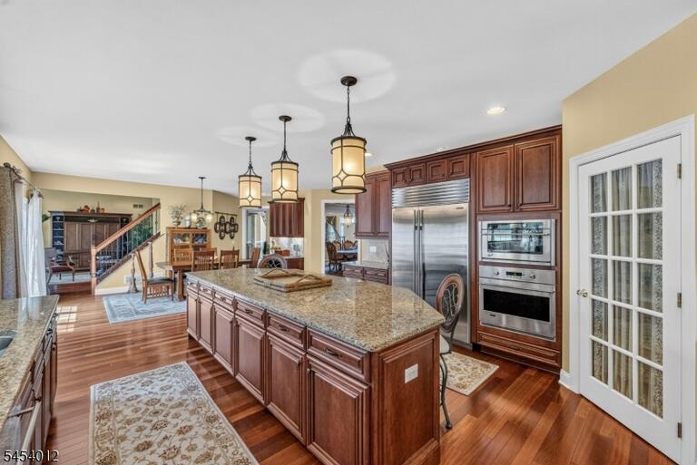 Property listing MLS 4050130 photo 6