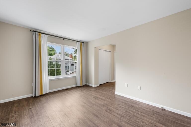 Property listing MLS 4050131 photo 13