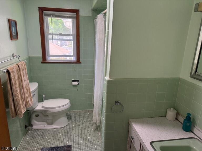 Property listing MLS 4050165 photo 10
