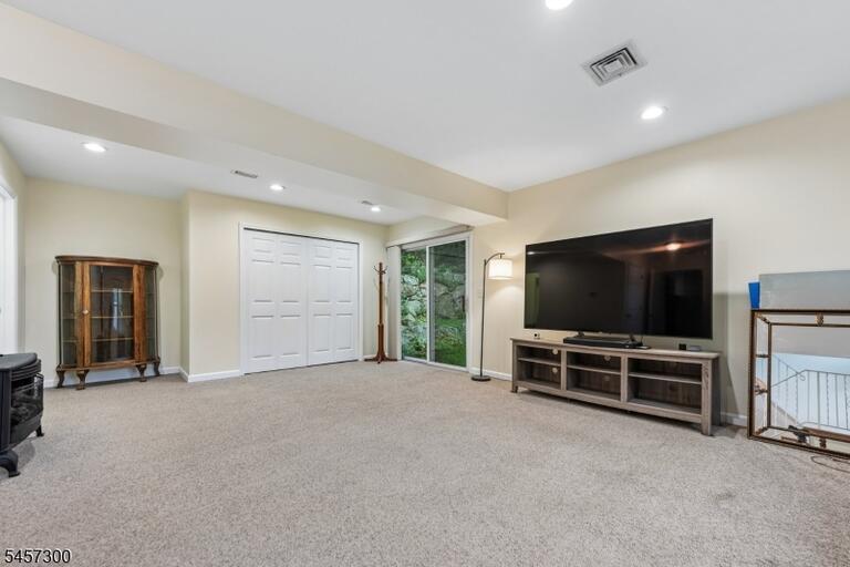 Property listing MLS 4050172 photo 23