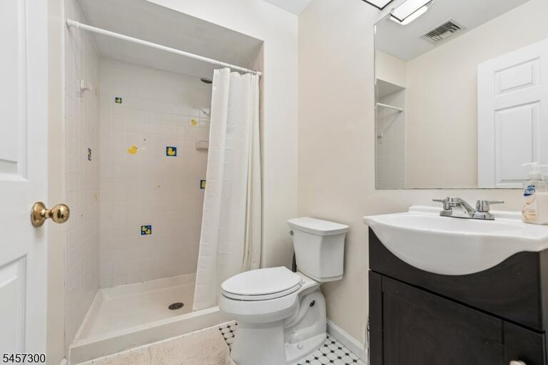Property listing MLS 4050172 photo 26