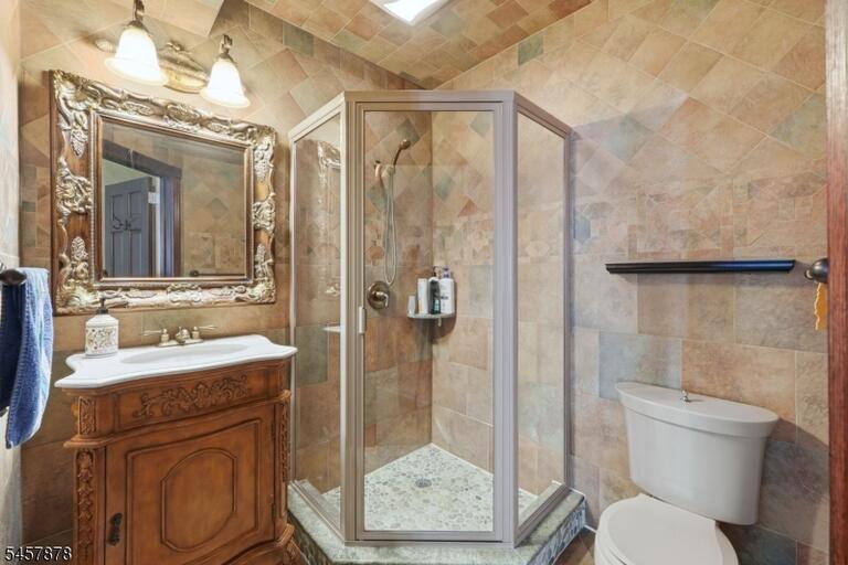 Property listing MLS 4050182 photo 41
