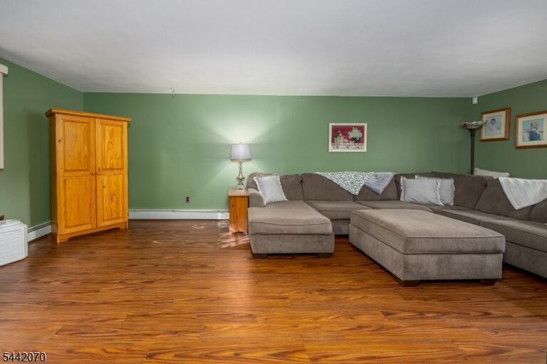 Property listing MLS 4050183 photo 17