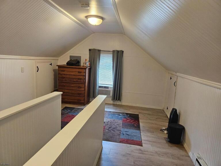 Property listing MLS 4050184 photo 16