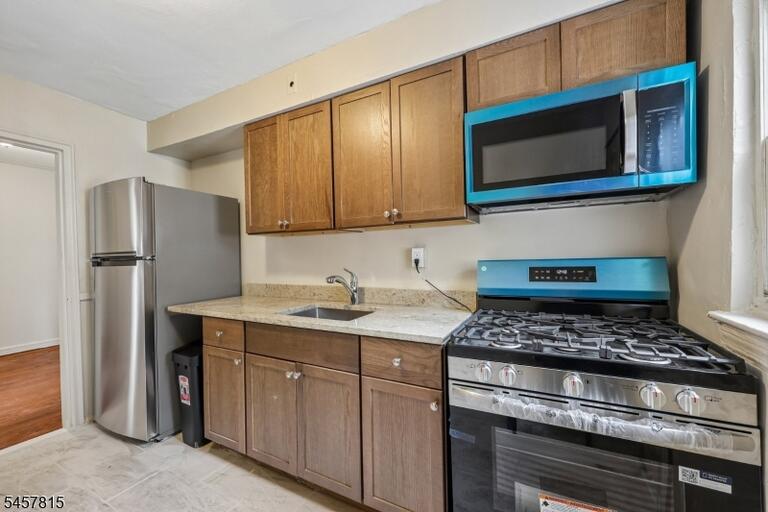 Property listing MLS 4050185 photo 14