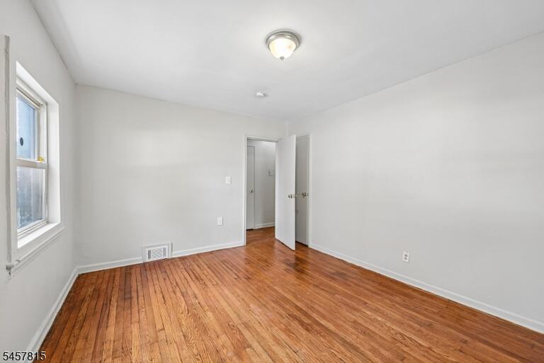Property listing MLS 4050185 photo 22
