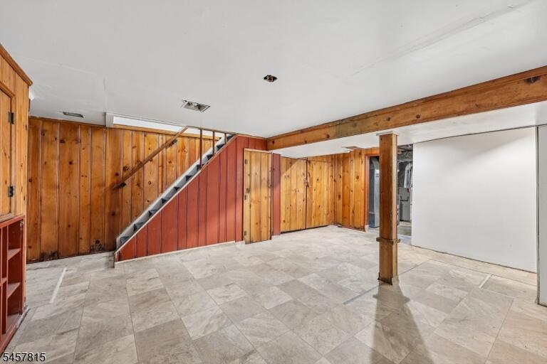 Property listing MLS 4050185 photo 26