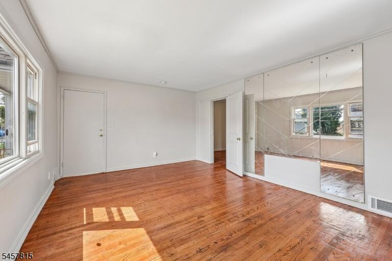 Property listing MLS 4050185 photo 7