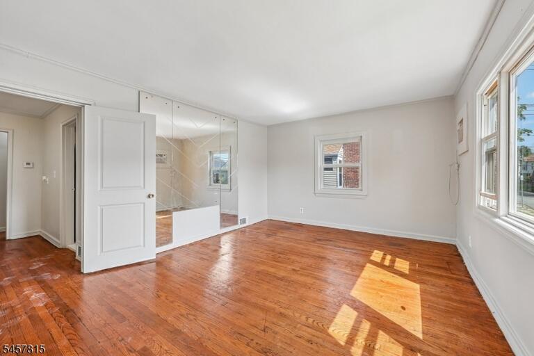 Property listing MLS 4050185 photo 8