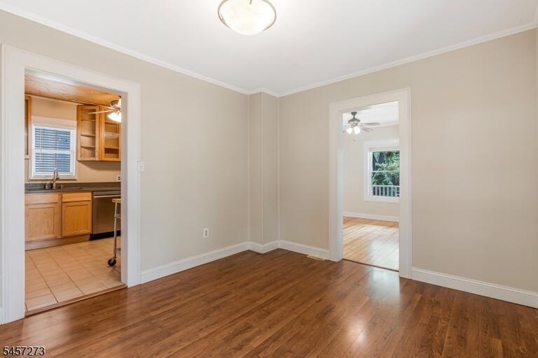 Property listing MLS 4050188 photo 4