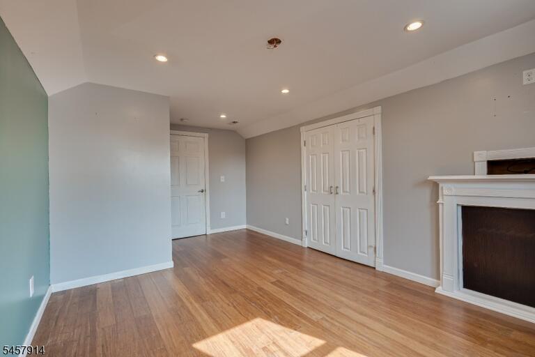 Property listing MLS 4050212 photo 28