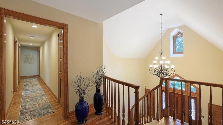 Property listing MLS 4050238 photo 22