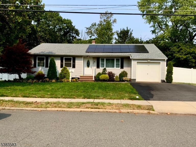 Property listing MLS 4050240 photo 1