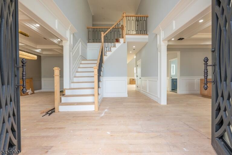 Property listing MLS 4050248 photo 3