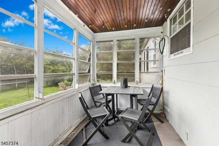 Property listing MLS 4050249 photo 13