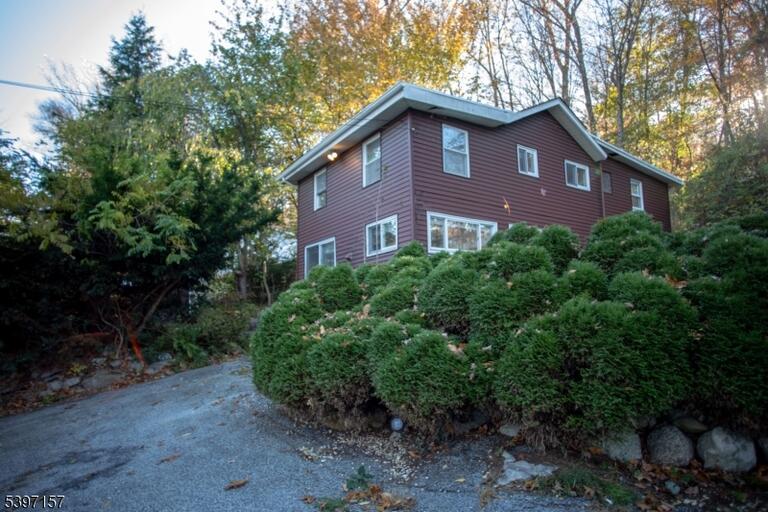 Property listing MLS 4050253 photo 11