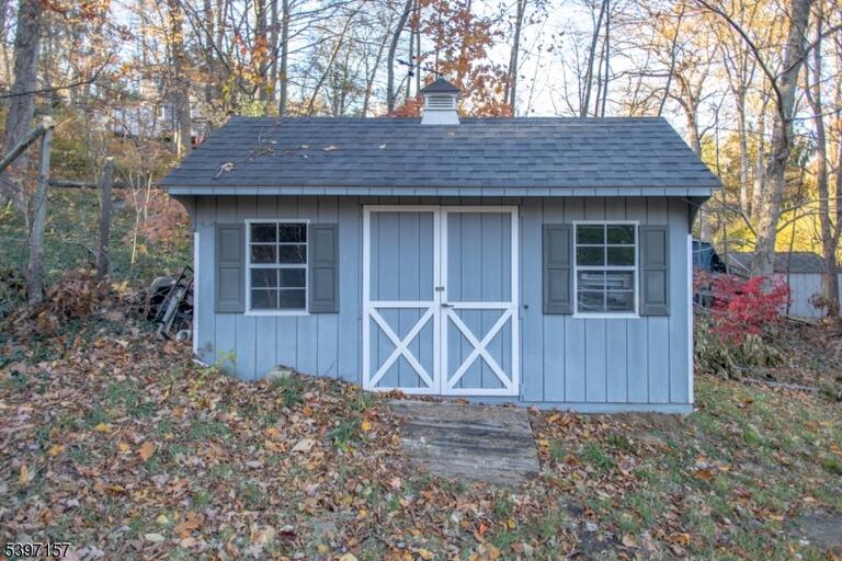 Property listing MLS 4050253 photo 34
