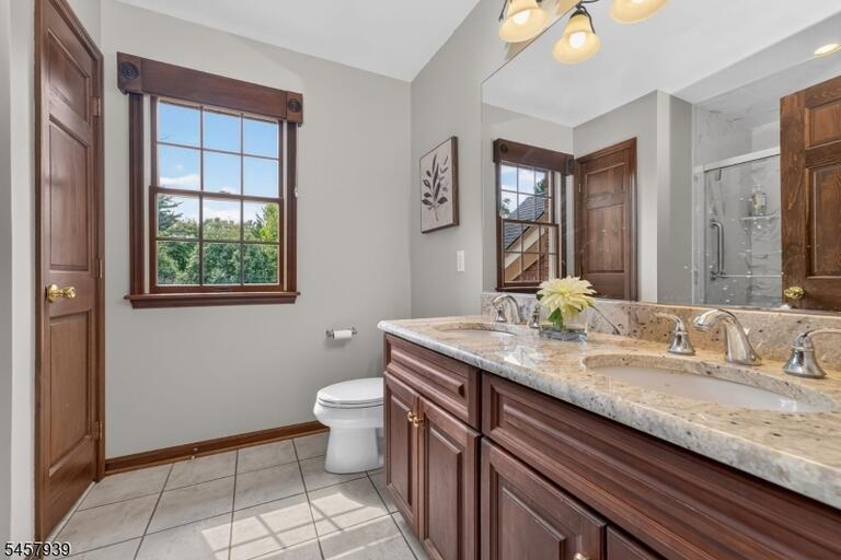 Property listing MLS 4050264 photo 33