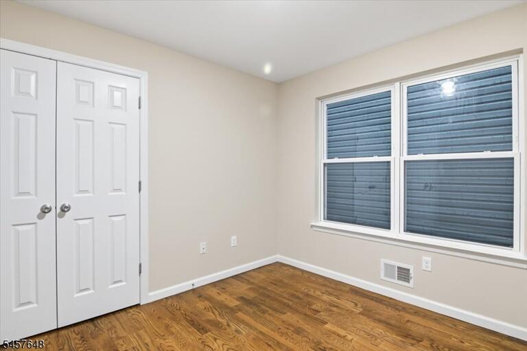 Property listing MLS 4050270 photo 13