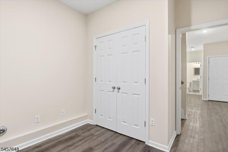 Property listing MLS 4050270 photo 22