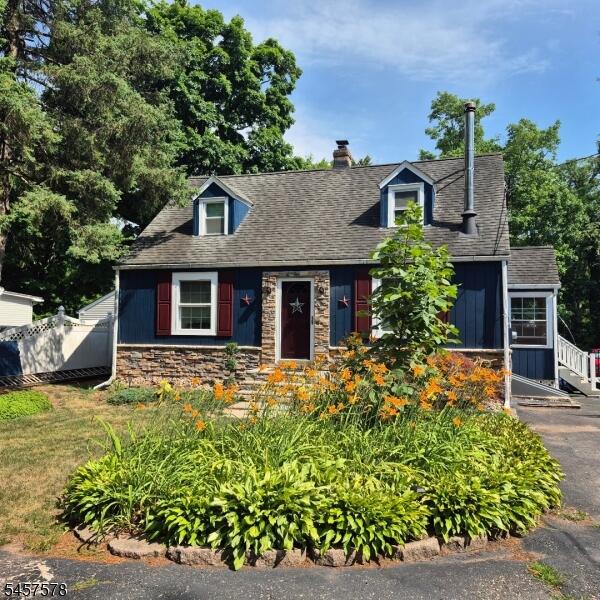 Property listing MLS 4050277 photo 1